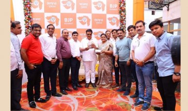 भाजपा गुजरात प्रदेश अध्यक्ष सी आर पाटिल के जन्मदिन पर सेवा यज्ञ